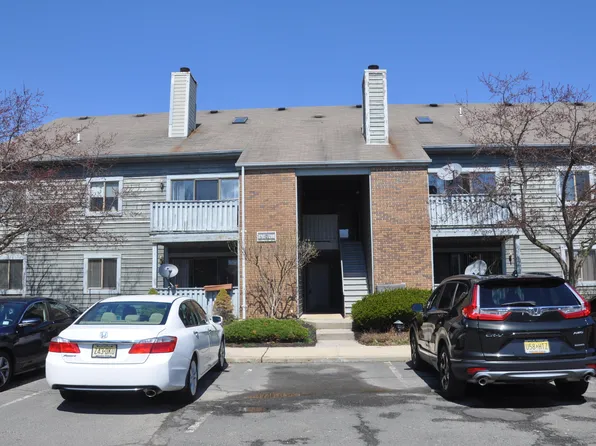 8203 Tamarron Drive #8203, Plainsboro, NJ 08536