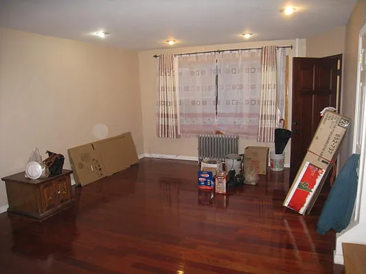 Rented by Alexiou Realty | media 31