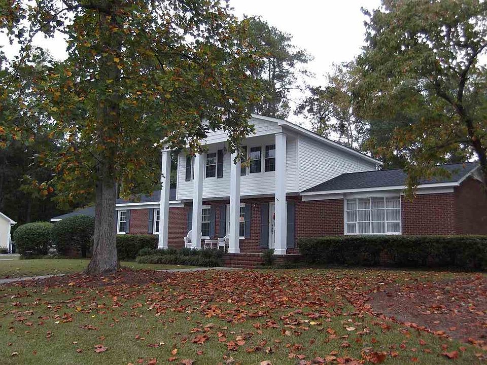 1st image of 116 Aldersgate Dr
