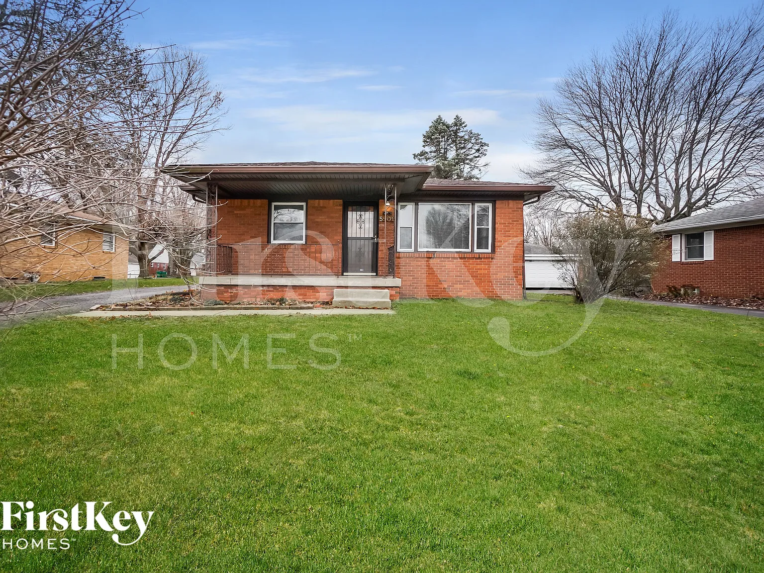 4 bed, 2.0 bath, 2352 sqft, $1,910 — Photo 1