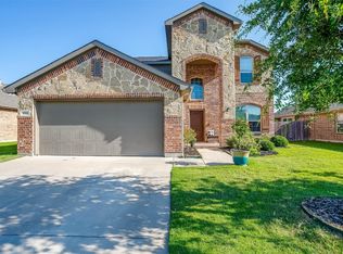 533 Peach Ln, Burleson, TX 76028