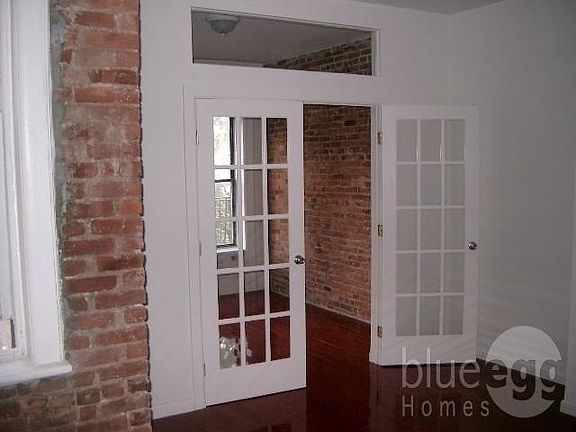 4th image of 1486 Bedford Ave #3L