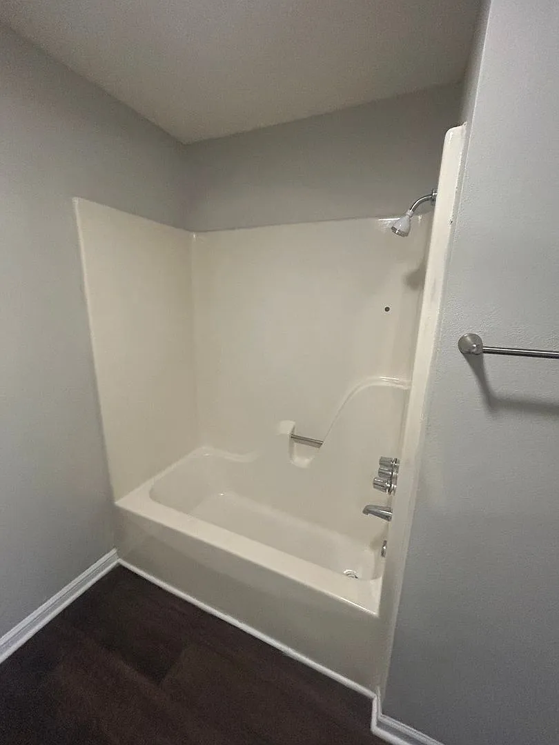 The Lofts on 7th — Photo 3