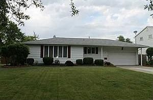 1st image of 8 Maricrest Dr
