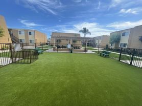 Whiffle Tree Apartments, Three Bedroom