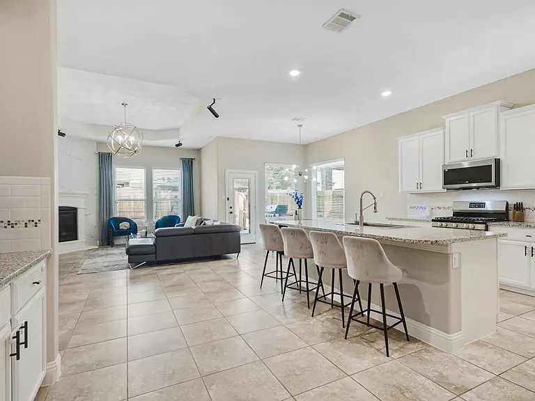 3913 Moorcroft Rd — Photo 4