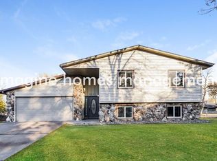 8340 75th St S, Cottage Grove, MN 55016