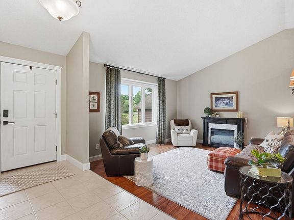 3rd image of 2100 Edinbrook Ct