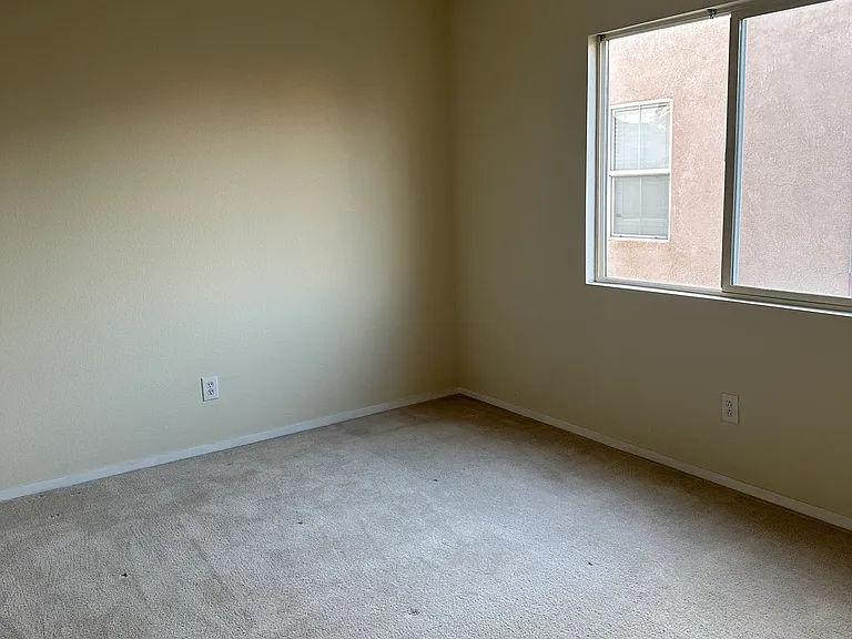 Onyx Ct — Photo 6