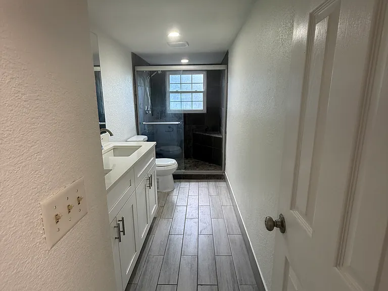 205 E Sweetwater Creek Dr — Photo 21