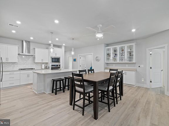 4th image of 230 Switchgrass Way Unit 12