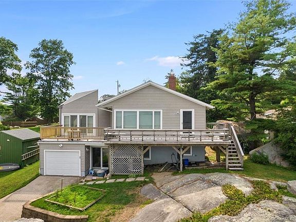 2nd image of 128 Tuttles Point Rd
