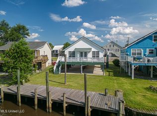 6226 Pontiac Dr, Kiln, MS 39556