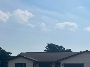 1317 E Haynes Ct, Mount Pleasant, IA 52641