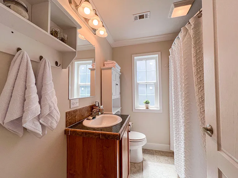37 Palm Dr — Photo 27