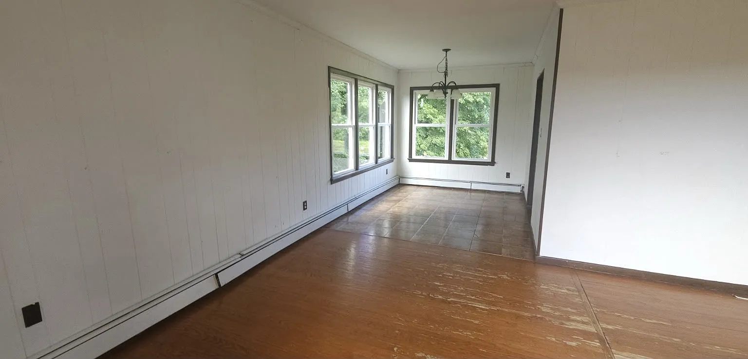 4 bed, $2,950 — Photo 3