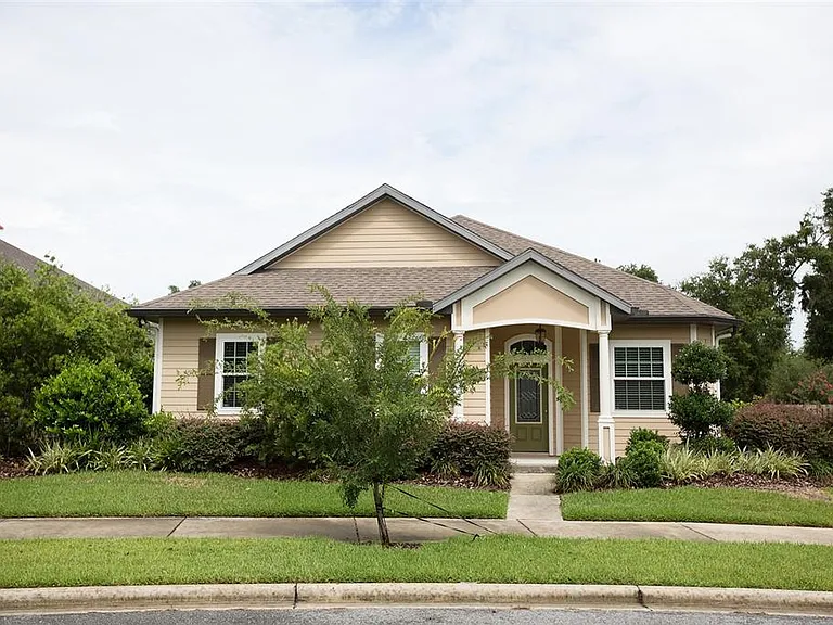 7440 SW 80th Dr — Photo 1