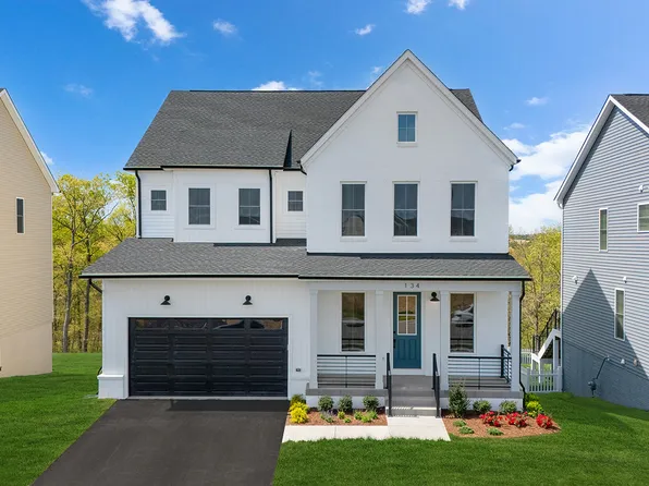 134 Sapphire St, Stephenson, VA 22656