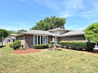 854 College Ave, Matteson, IL, 60443