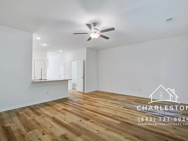 200 Woodward Rd — Photo 12