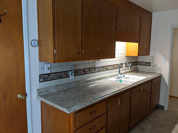 3rd image of 6340 Farm Hill Way