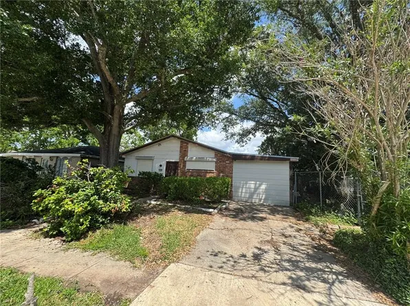 2700 Colony Ct, Marrero, LA 70072