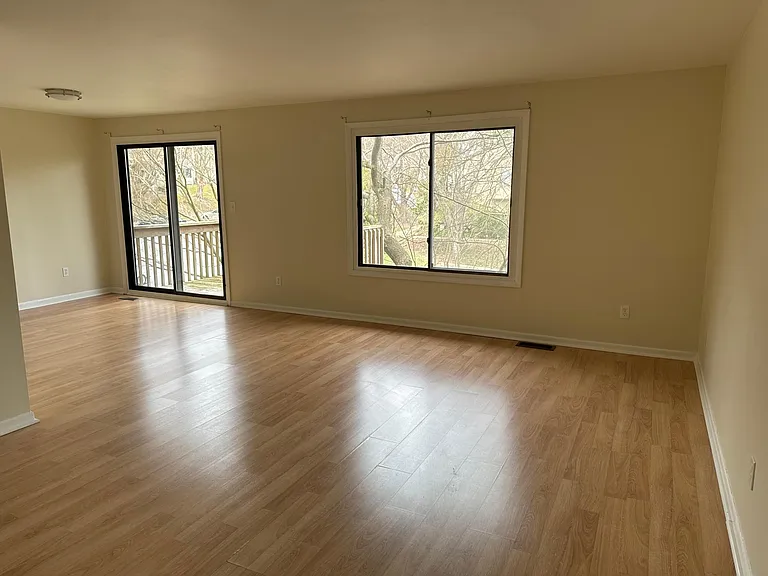 47 Eastford Ct — Photo 4