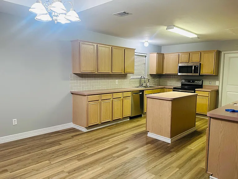 106 Ash Dr — Photo 16