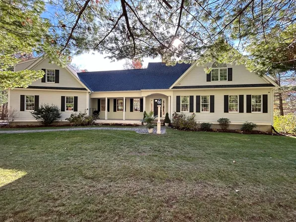 39 Smith Rd, Northborough, MA 01532