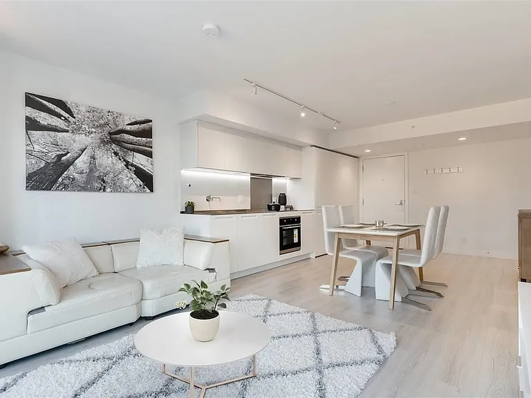 1133 Hornby St #1001 — Photo 3