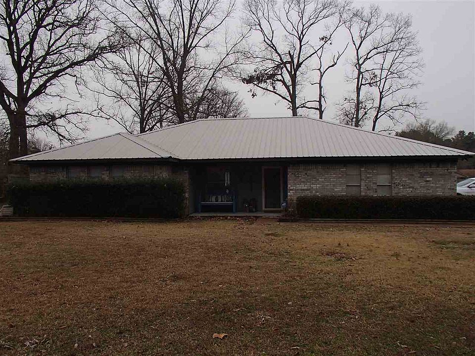 1st image of 114 Heights Park Dr