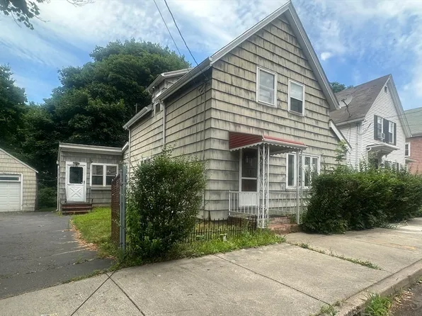 15 Mildred St, Lynn, MA 01905