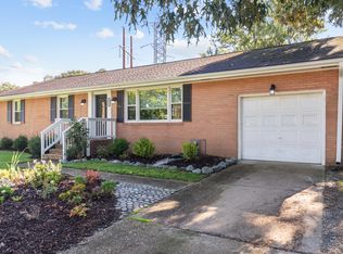 2449 Deerfield Cres, Chesapeake, VA 23321