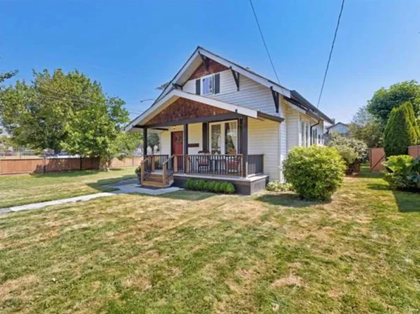 5690 Riverside St, Abbotsford, BC V4X 1T4