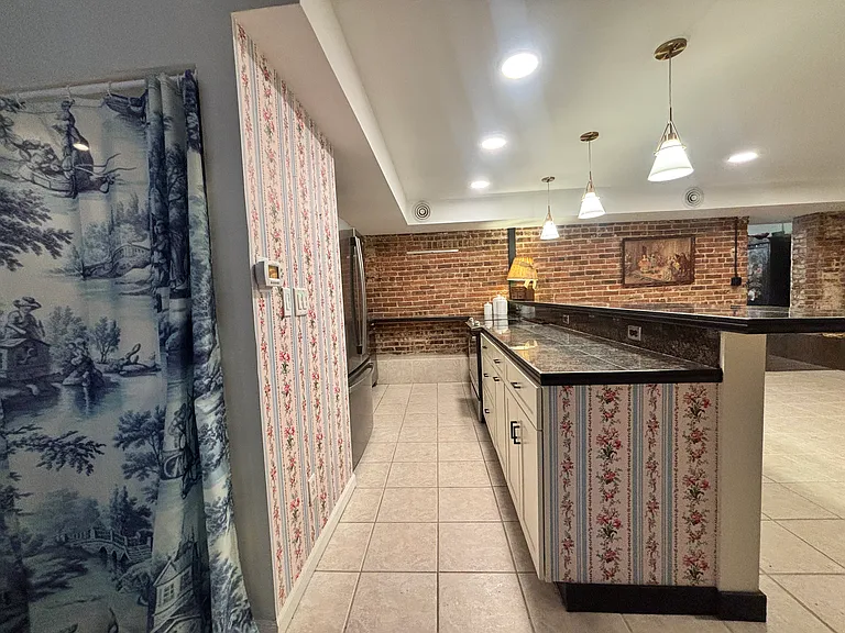 1210 E Colfax Ave #101 — Photo 10