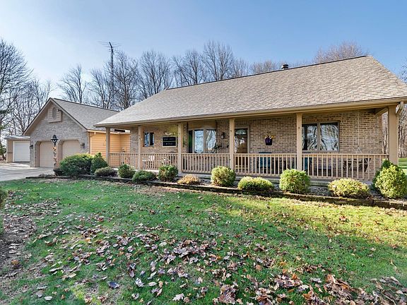2nd image of 751 W County Road 300 N