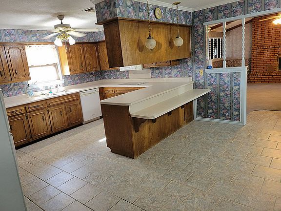 Open kitchen