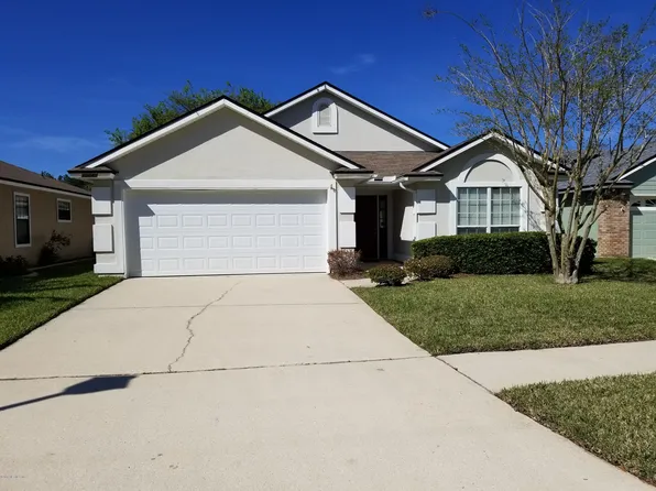 12047 Sunchase Dr, Jacksonville, FL 32246