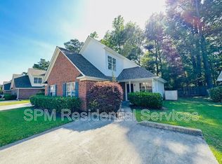 327 Saint Rosea Rd, Wilmington, NC 28405