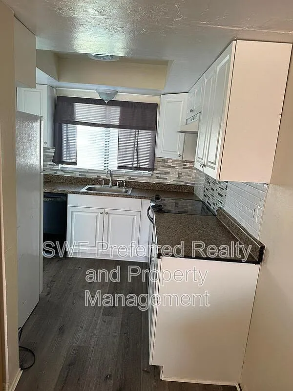 2 bed, 1.5 bath, 1122 sqft, $1,395 — Photo 4