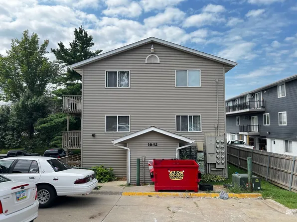 1632 5th Street, 1632 5th St #7, Coralville, IA 52241