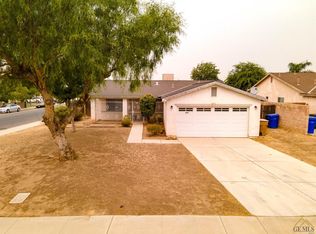 812 Deer Ridge Dr, Bakersfield, CA