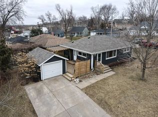 865 Keyes Ct, Marion, IA 52302