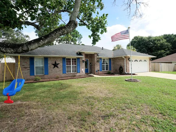704 Becky Thatcher Ct, Crestview, FL 32536