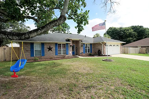 704 Becky Thatcher Ct Photo 1