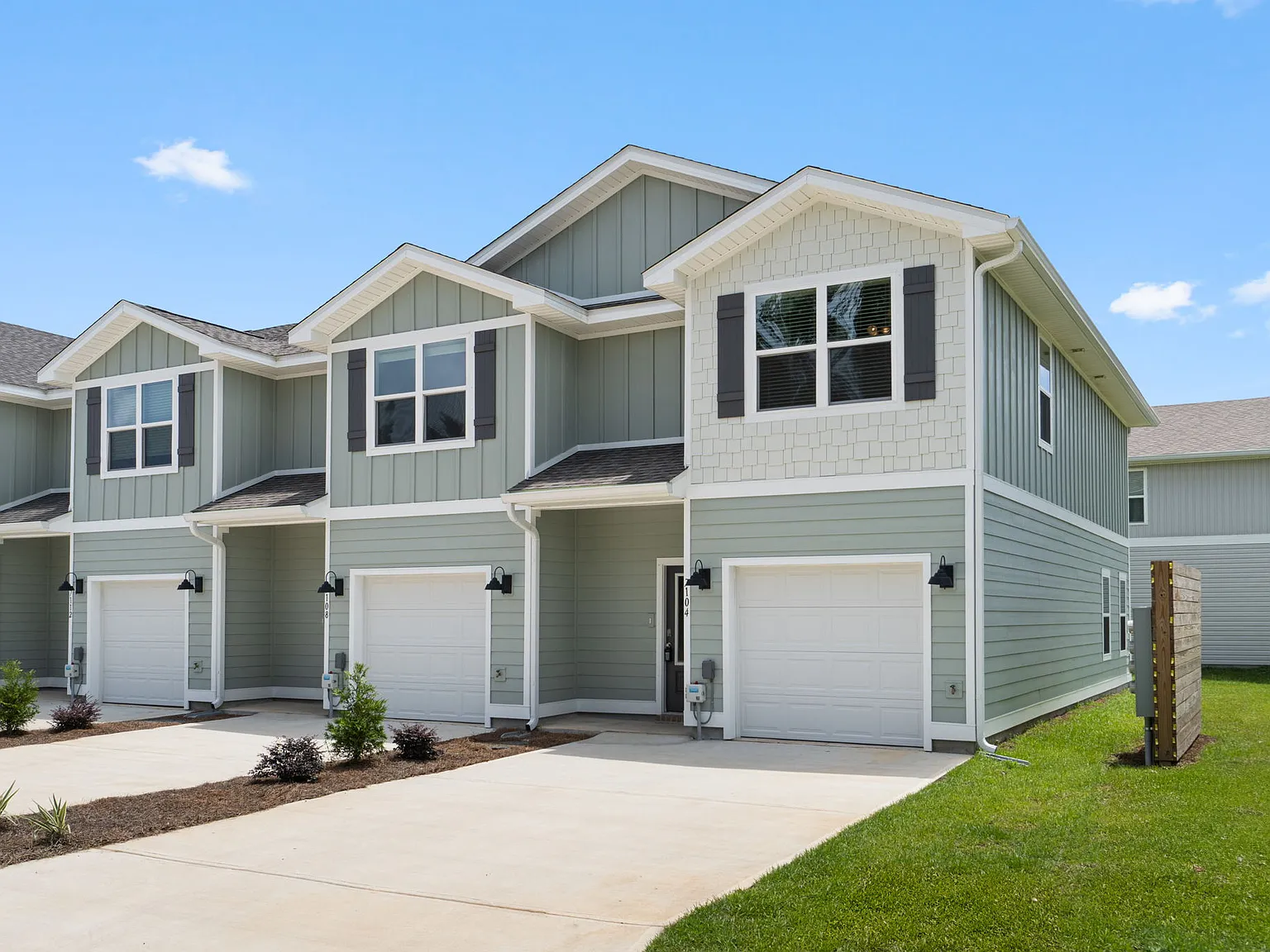 Cedar Grove Townhomes — Photo 2