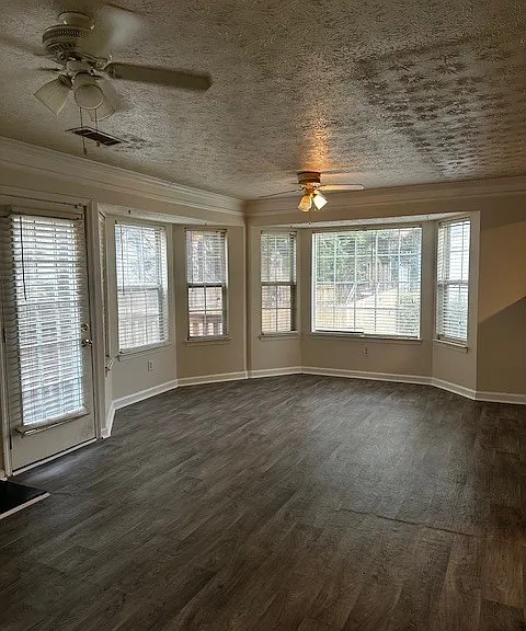 5675 Hampton Ct — Photo 7