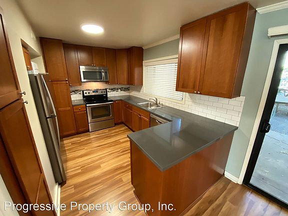 4th image of 108 Ross Ave APT 6