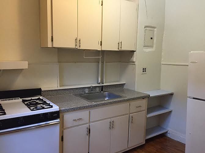 1st image of 261 14th St #310