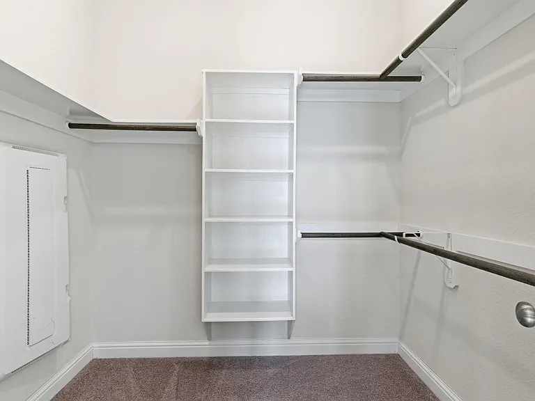 1413 Adell Rose Ln — Photo 22